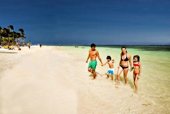 Punta Cana Family Resorts-photo used with kind permission from Hoteles Catalonia